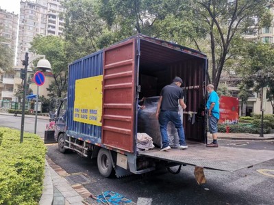 白山搬家公司 廂式貨車高效搬運，標準時效打造無憂搬家體驗